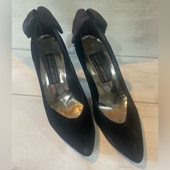 Stuart Weitzman Black Heels with Cute Bow Fringe Spain Leather Sole sz 8 women’s - Picture 1 of 15